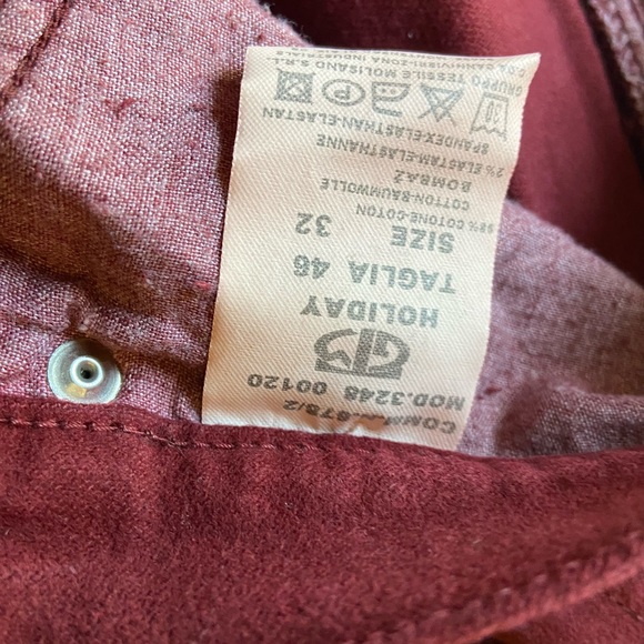 Holiday red pants, slim. - Picture 3 of 5